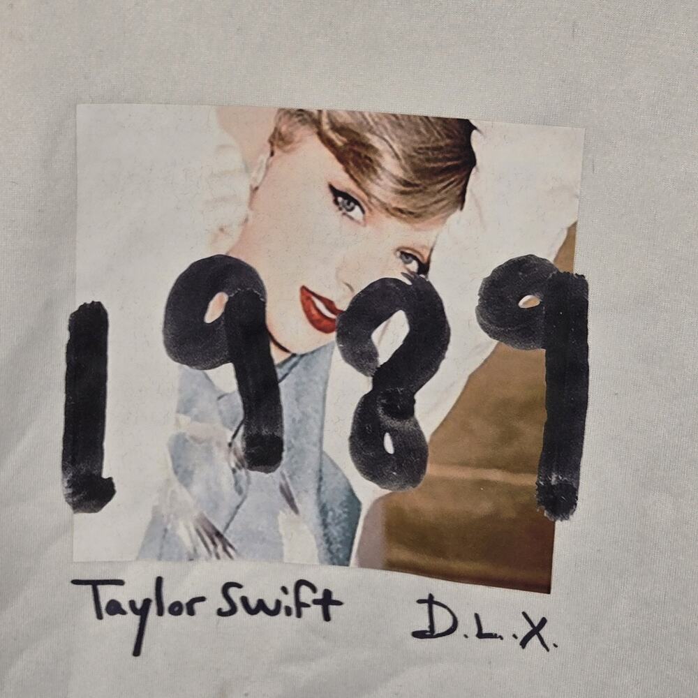 Taylor Swift S Hoodie Sweatshirt 1989 Merch Size Small. White SWIFTIE - Picture 2 of 7